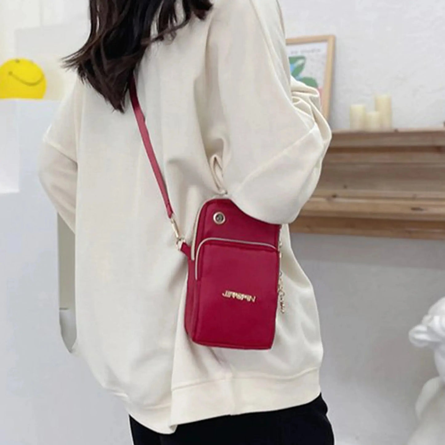 Crossbody Phone Pouch – Hands-Free Mini Bag for Running, Travel & Daily Use